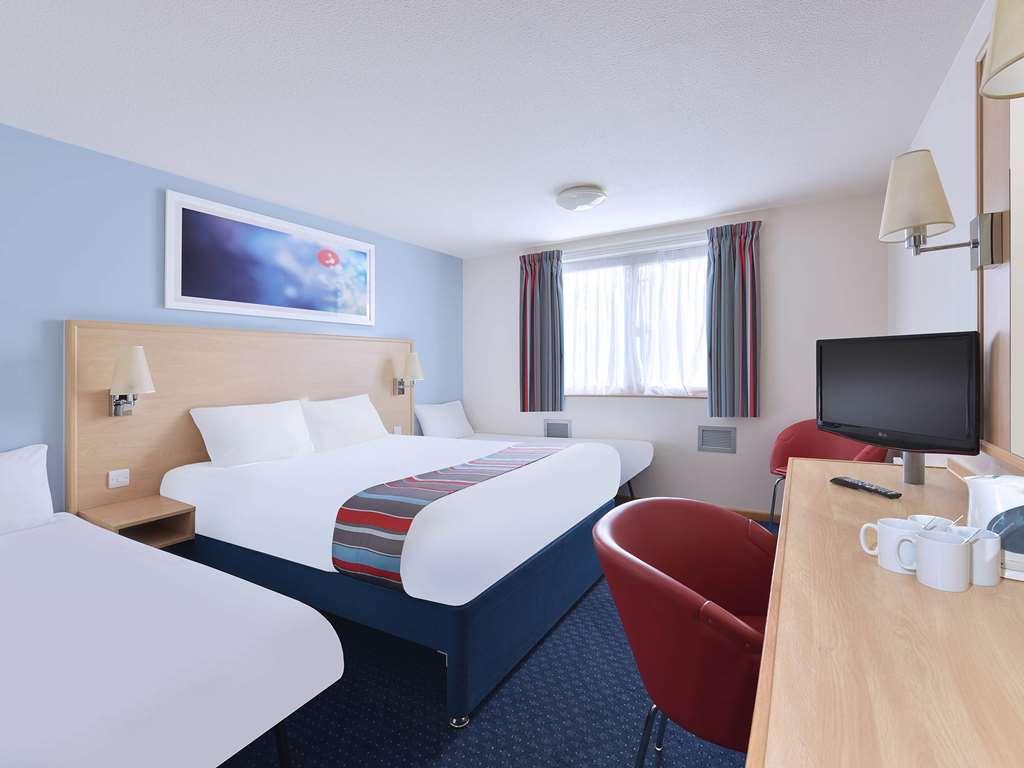 Travelodge Durham Room photo